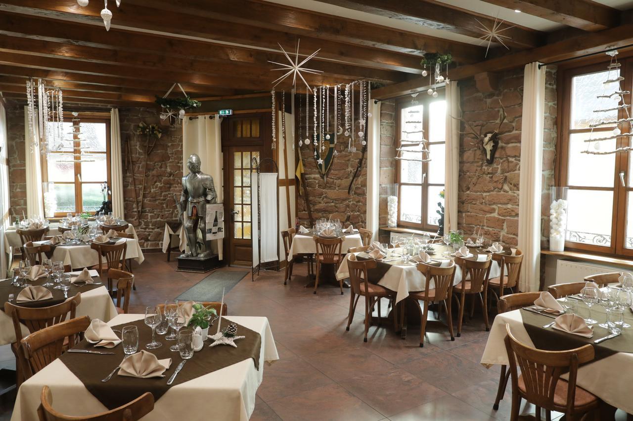 Hotel Restaurant 3 Châteaux Ribeauvillé Exterior foto